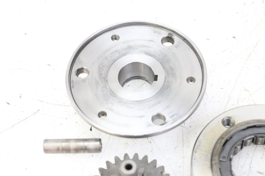 photo de ROUE LIBRE DEMARREUR YAMAHA FZS FAZER 600 (2001 - 2003)
