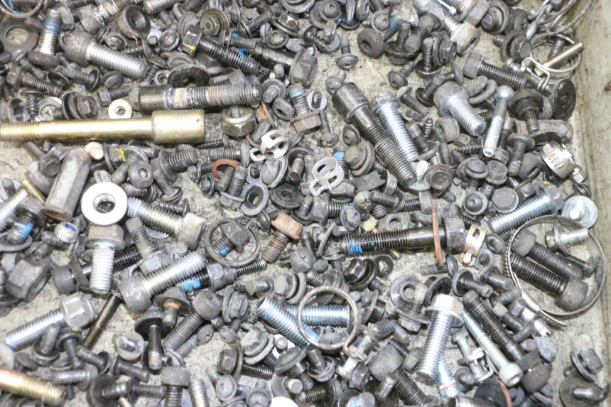 photo de SAC VISSERIE VIS QUADRO 4 4D 350 (2015 - 2018)