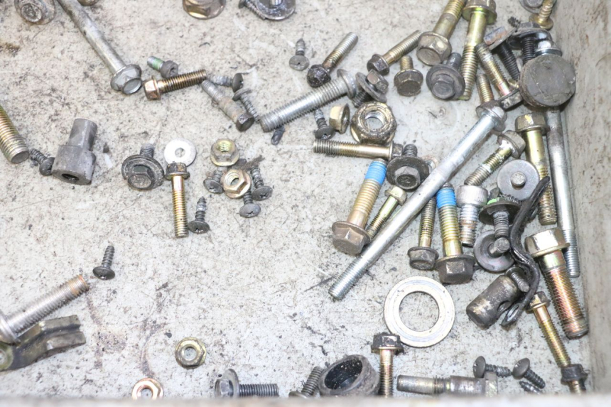 photo de SAC VISSERIE VIS KYMCO AGILITY NAKED RENOUVO 2T 50 (2011 - 2018)