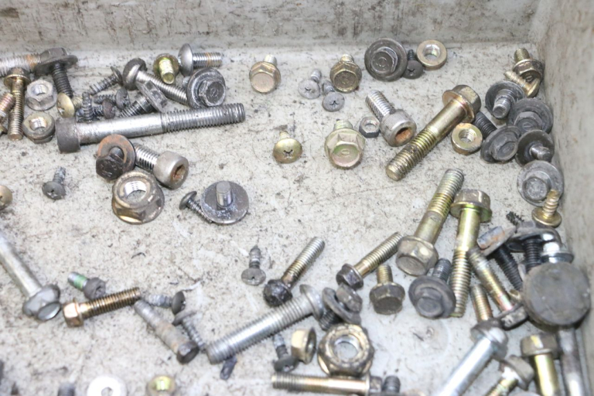 photo de SAC VISSERIE VIS KYMCO AGILITY NAKED RENOUVO 2T 50 (2011 - 2018)