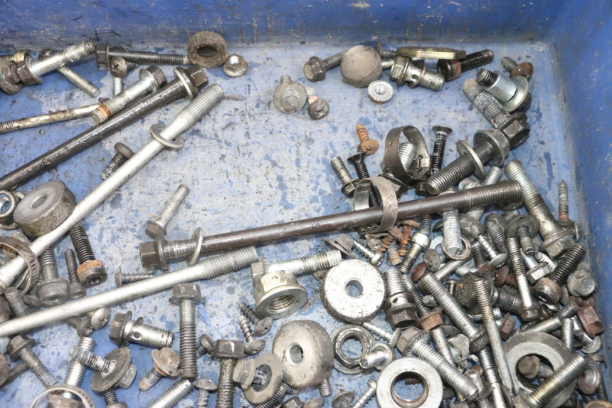 photo de SAC VISSERIE VIS SUZUKI BURGMAN 125 (2007 - 2014)