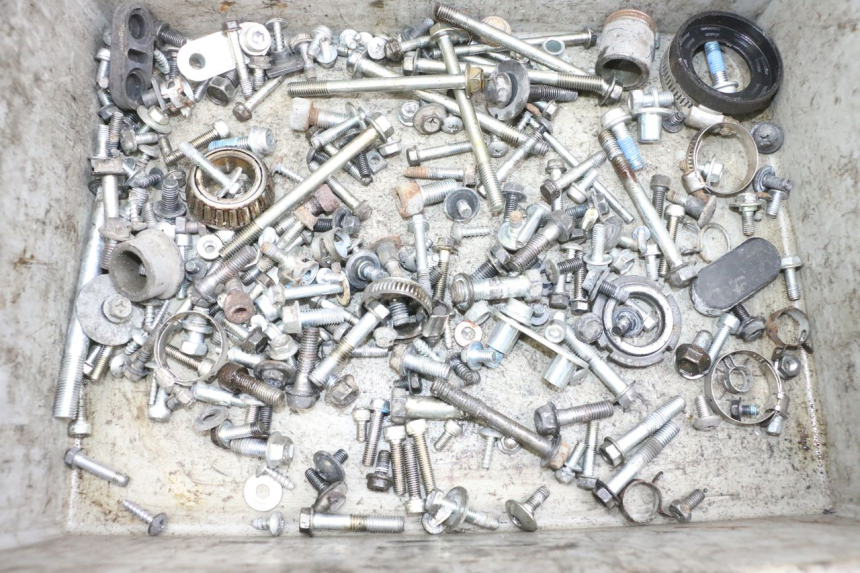 photo de SAC VISSERIE VIS SUZUKI BURGMAN 650 (2013 - 2020)