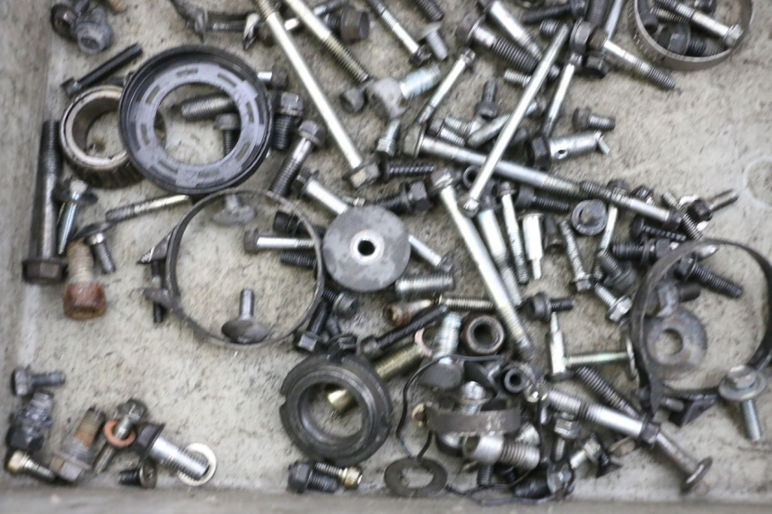 photo de SAC VISSERIE VIS SUZUKI BURGMAN EXECUTIVE ABS 650 (2006 - 2012) - Autre angle de vue