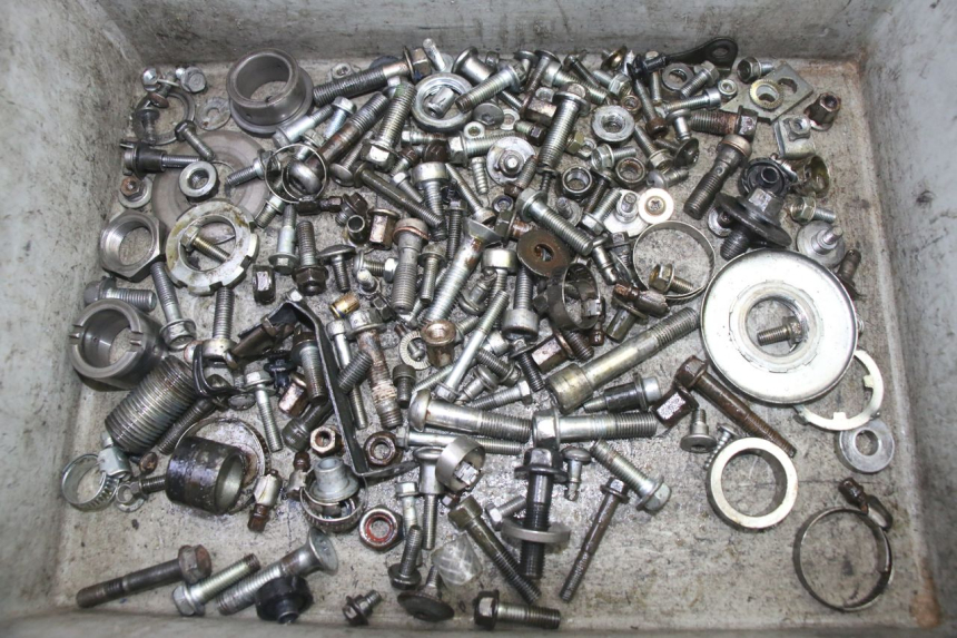 photo de SAC VISSERIE VIS HONDA CBR RR FIREBLADE 900 (1992 - 1994)