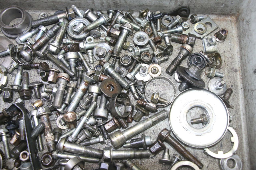 photo de SAC VISSERIE VIS HONDA CBR RR FIREBLADE 900 (1992 - 1994)