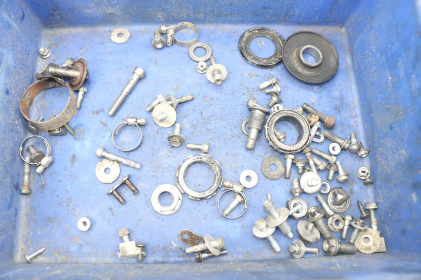 photo de SAC VISSERIE VIS HONDA CRF CR-F 450 (2005 - 2008)