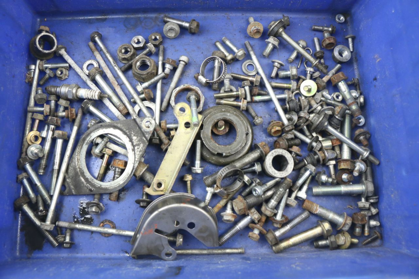 photo de SAC VISSERIE VIS HONDA FES PANTHEON 125 (2003 - 2007)