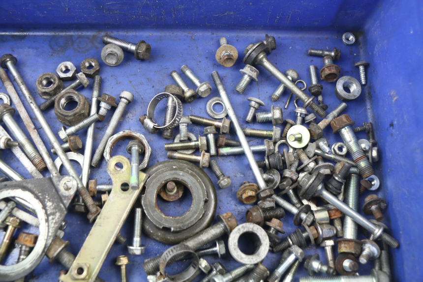 photo de SAC VISSERIE VIS HONDA FES PANTHEON 125 (2003 - 2007)