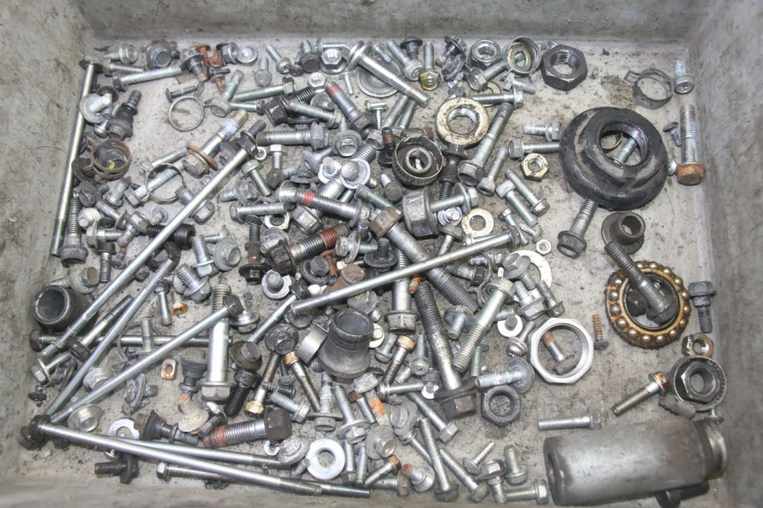 photo de SAC VISSERIE VIS HONDA FES S-WING SWING ABS 125 (2007 - 2015)