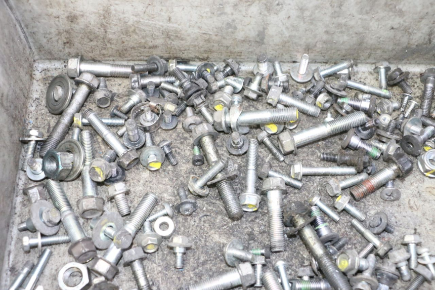 photo de SAC VISSERIE VIS HONDA FES S-WING SWING ABS 125 (2007 - 2015)