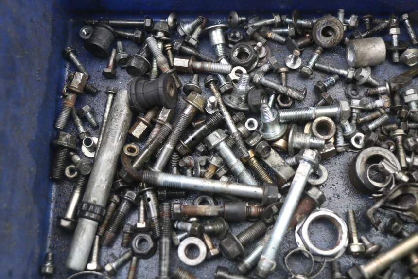 photo de SAC VISSERIE VIS HONDA CBR F 1000 (1993 - 1996)