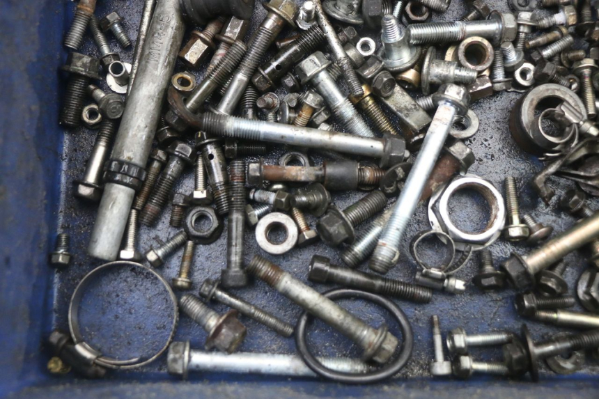 photo de SAC VISSERIE VIS HONDA CBR F 1000 (1993 - 1996)