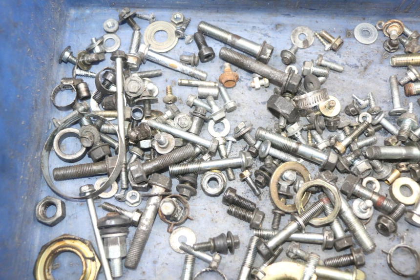 photo de SAC VISSERIE VIS HONDA NES AROBASE 125 (2000 - 2003)