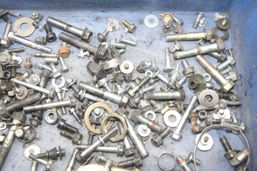 photo de SAC VISSERIE VIS HONDA NES AROBASE 125 (2000 - 2003)