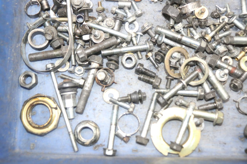 photo de SAC VISSERIE VIS HONDA NES AROBASE 125 (2000 - 2003)