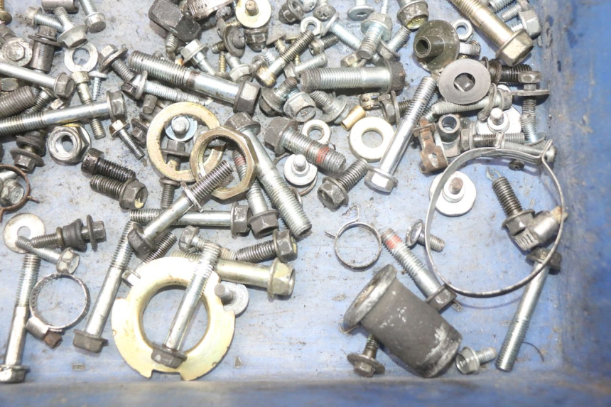 photo de SAC VISSERIE VIS HONDA NES AROBASE 125 (2000 - 2003)