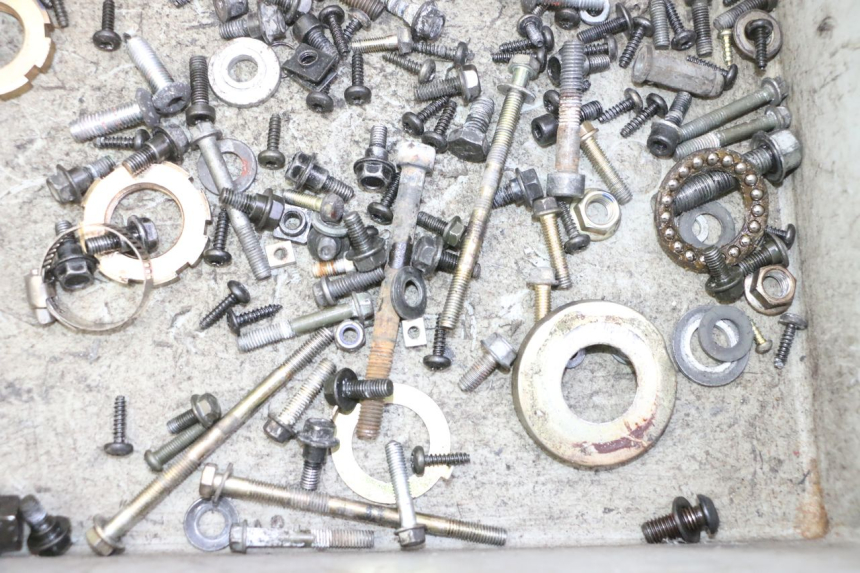 photo de SAC VISSERIE VIS PEUGEOT KISBEE 2T 50 (2010 - 2017)