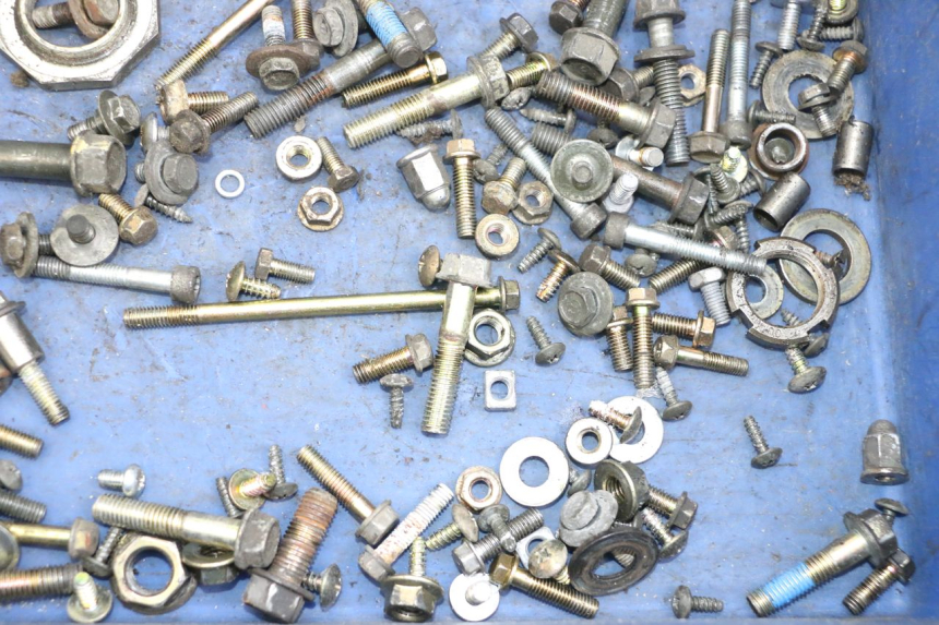 photo de SAC VISSERIE VIS KYMCO LIKE 125 (2009 - 2016) - Gros plan technique