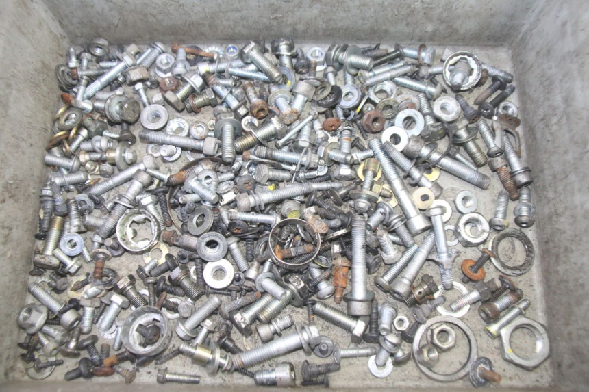 photo de SAC VISSERIE VIS PIAGGIO MP3 LT 400 (2007 - 2012) - Vue principale