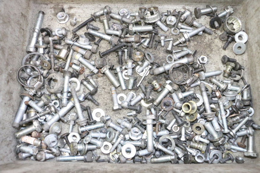 photo de SAC VISSERIE VIS PIAGGIO MP3 125 (2006 - 2014)