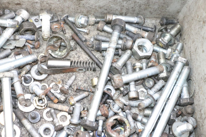 photo de SAC VISSERIE VIS PIAGGIO MP3 RL 250 (2007 - 2010) - Vue d’ensemble