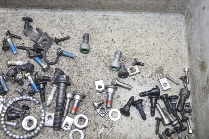 photo de SAC VISSERIE VIS PIAGGIO NRG POWER PUREJET 50 (2018 - 2021)