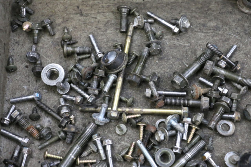 photo de SAC VISSERIE VIS SYM ORBIT 2 50 (2008 - 2014) - Zoom état d’usage