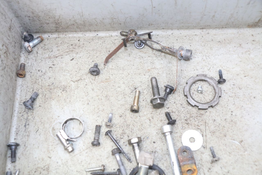 photo de SAC VISSERIE VIS PEUGEOT LUDIX 50 (2008 - 2017)