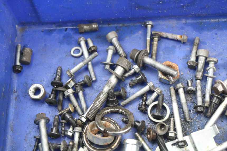 photo de SAC VISSERIE VIS PIAGGIO PRIMAVERA 125 (2013 - 2021) - Gros plan technique