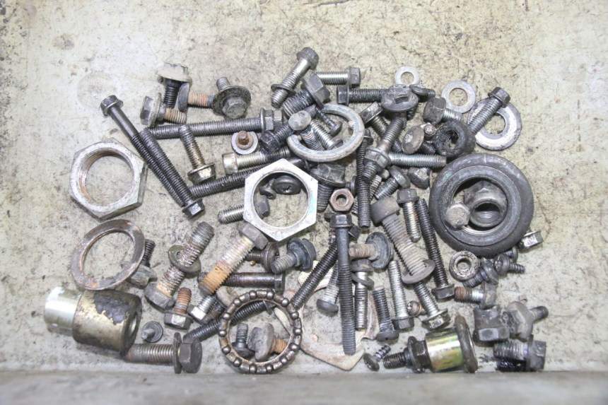 photo de SAC VISSERIE VIS PEUGEOT SPEEDAKE 50 (1995 - 1997)