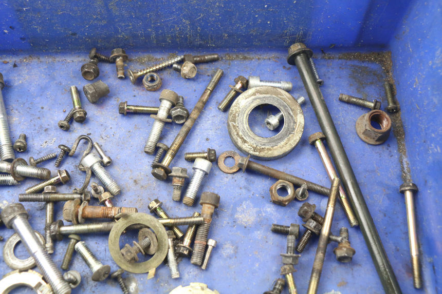 photo de SAC VISSERIE VIS PEUGEOT SPEEDFIGHT 3 AIR 50 (2009 - 2015)