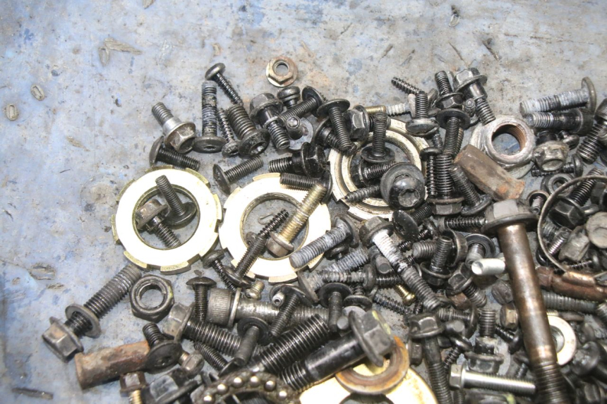 photo de SAC VISSERIE VIS PEUGEOT STREETZONE I 2T 50 (2018 - 2020)