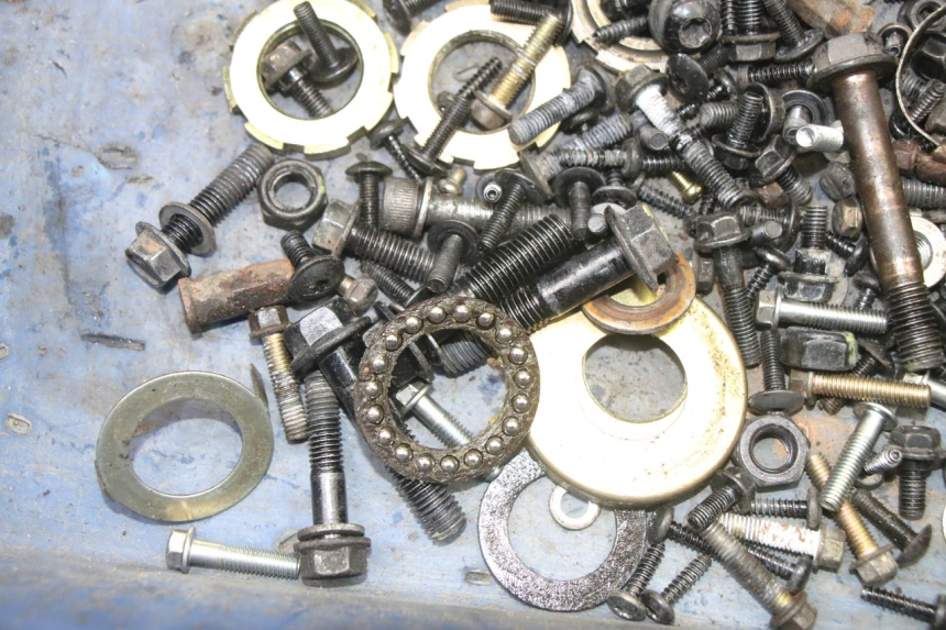 photo de SAC VISSERIE VIS PEUGEOT STREETZONE I 2T 50 (2018 - 2020)