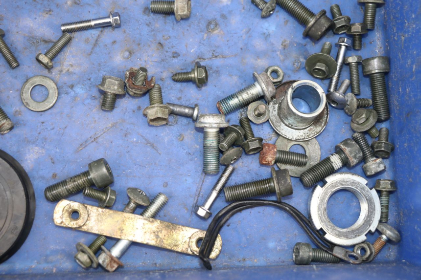 photo de SAC VISSERIE VIS SUZUKI SV N 650 (1999 - 2002)