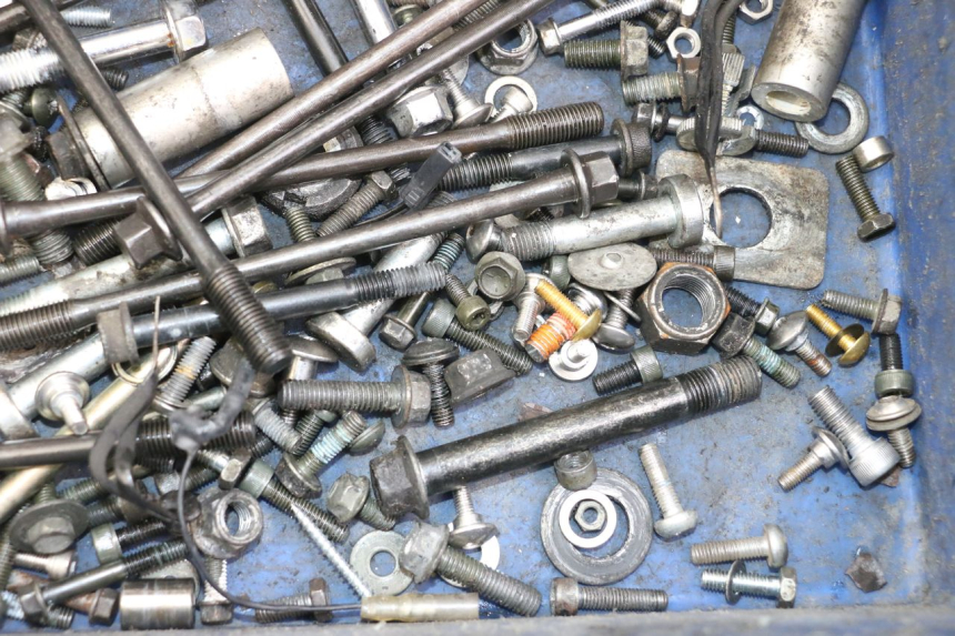photo de SAC VISSERIE VIS SUZUKI SV S 650 (1999 - 2002)