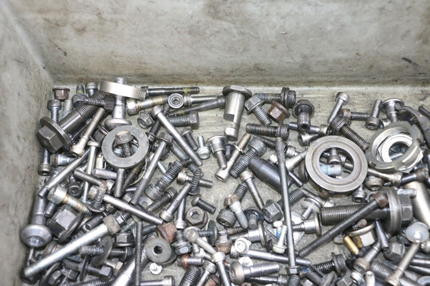 photo de SAC VISSERIE VIS YAMAHA TDM ABS 900 (2002 - 2014) - Zoom état d’usage