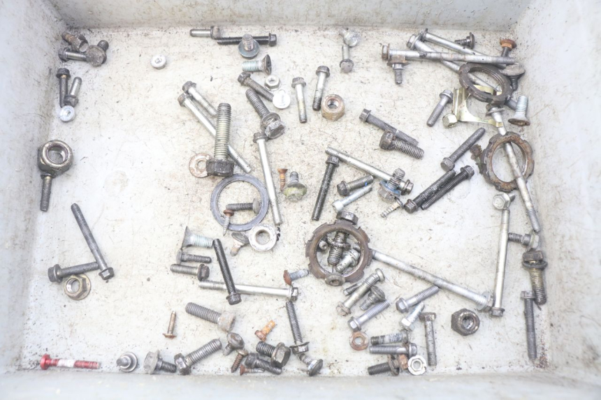 photo de SAC VISSERIE VIS PEUGEOT TKR TREKKER FURIOUS 50 (2005 - 2014)