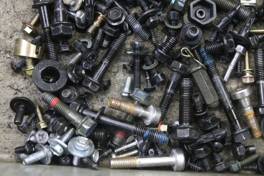 photo de SAC VISSERIE VIS PEUGEOT TWEET 4T 50 (2023 - 2025)