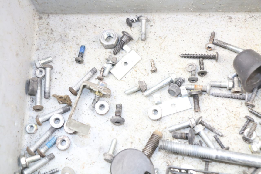 photo de SAC VISSERIE VIS PIAGGIO VESPA GTS SUPER IE 125 (2009 - 2016)