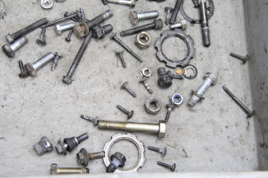 photo de SAC VISSERIE VIS PEUGEOT VIVACITY 100 (1999 - 2008)