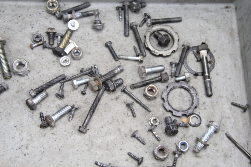 photo de SAC VISSERIE VIS PEUGEOT VIVACITY 100 (1999 - 2008)