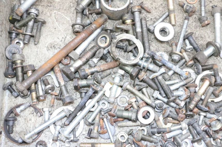 photo de SAC VISSERIE VIS PIAGGIO X8 125 (2004 - 2007) - Autre angle de vue