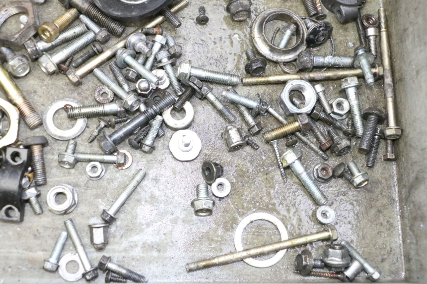 photo de SAC VISSERIE VIS HONDA X8R 50 (1998 - 2003)