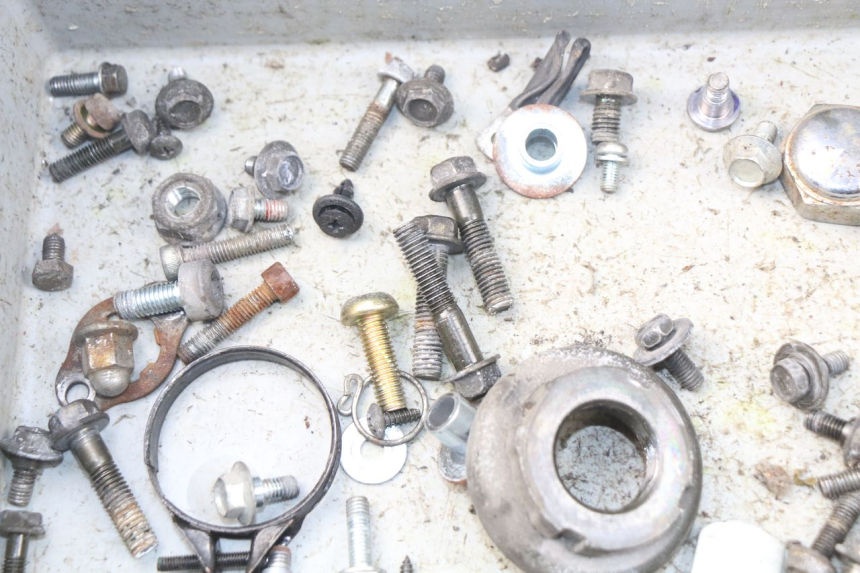 photo de SAC VISSERIE VIS HONDA XLV VARADERO 125 (2000 - 2006)