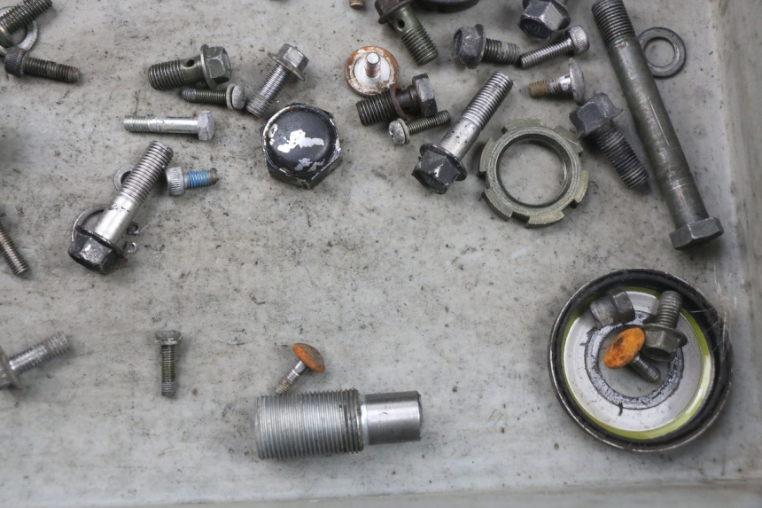 photo de SAC VISSERIE VIS YAMAHA XVS DRAG STAR DRAGSTAR 650 (1997 - 2007)