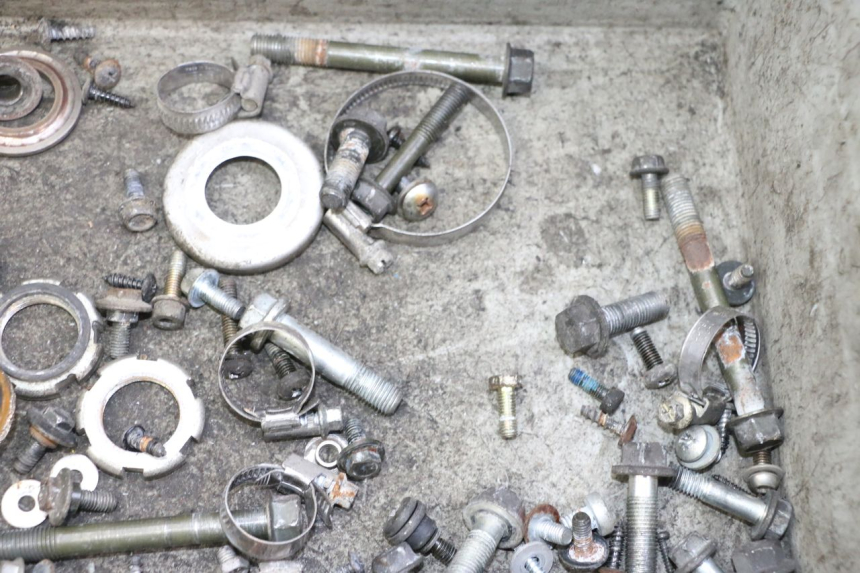 photo de SAC VISSERIE VIS YAMAHA YP MAJESTY 125 (2007 - 2010)