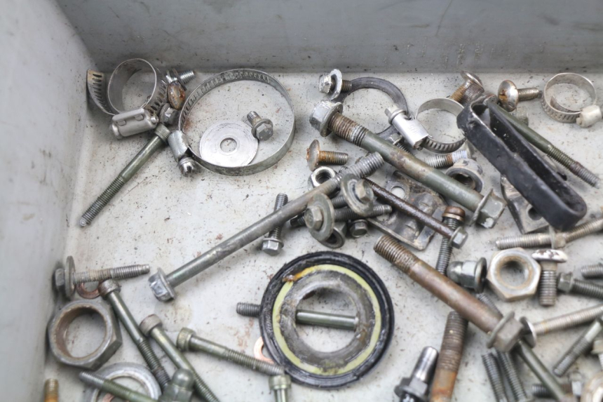 photo de SAC VISSERIE VIS YAMAHA YZ 125 (1998 - 2005)