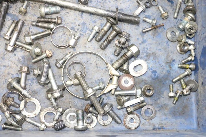 photo de SAC VISSERIE VIS YAMAHA YZF YZ-F 450 (2014 - 2016)