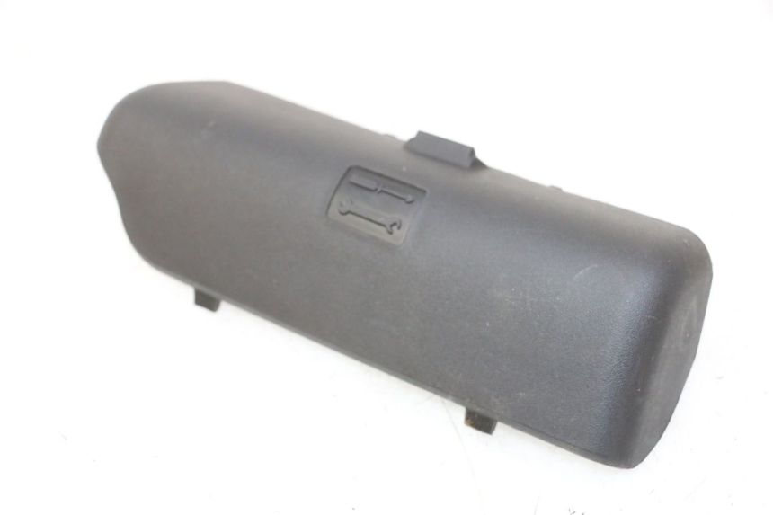 photo de SANGLE TROUSSE OUTILS PIAGGIO MP3 RL 250 (2007 - 2010)