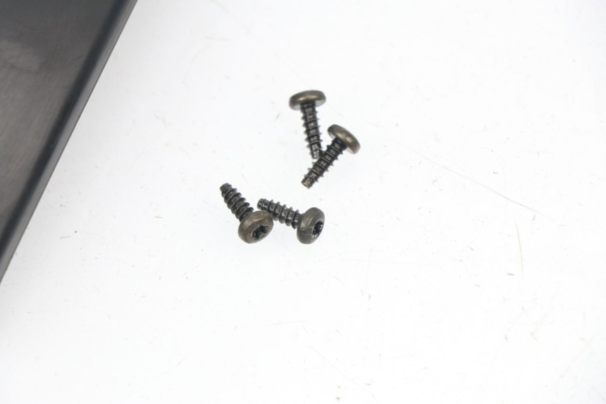 photo de SAUTE VENT PEUGEOT KISBEE 4T 50 (2010 - 2017)